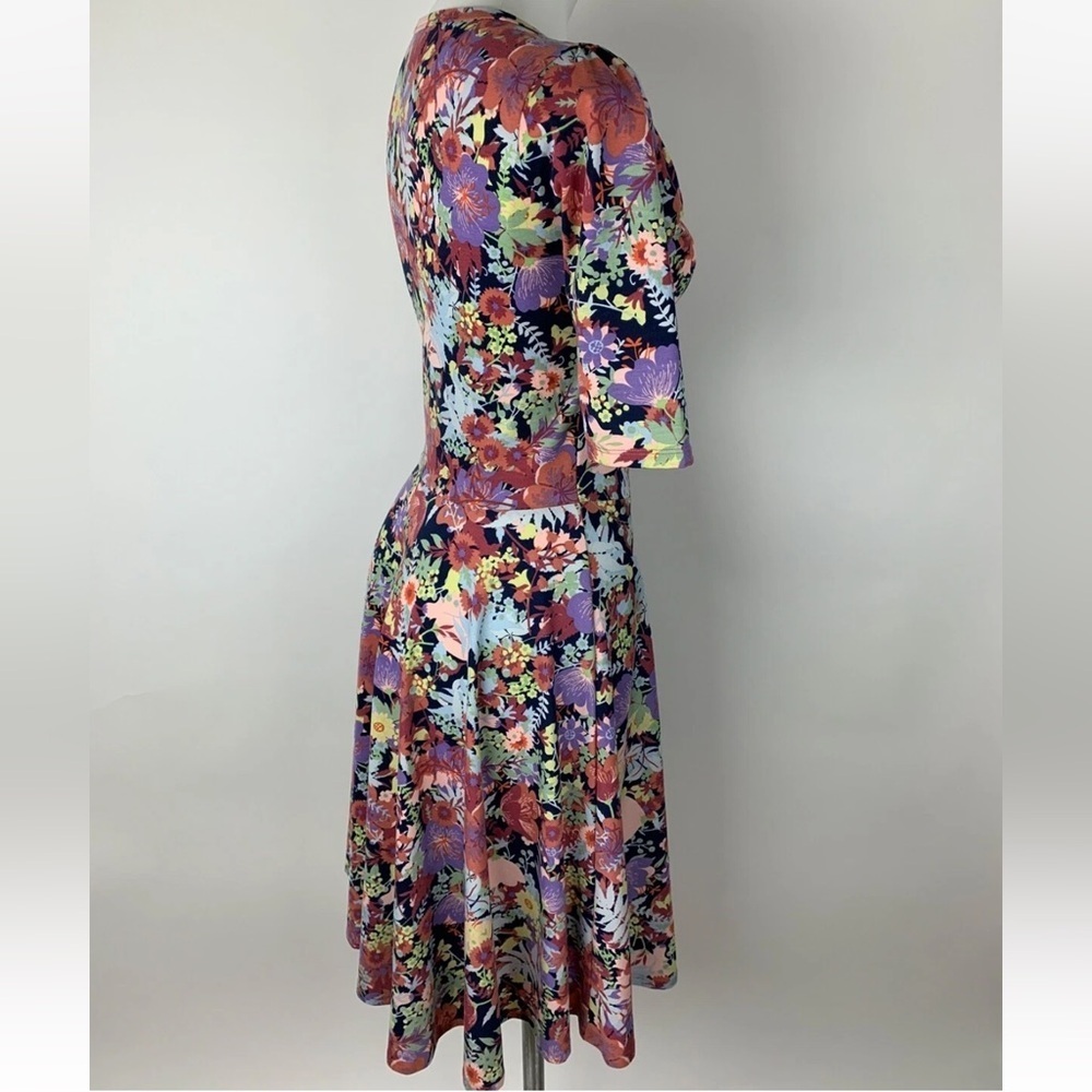 Lularoe Nicole Tropical Stretch Dress. - Picture 9 of 10